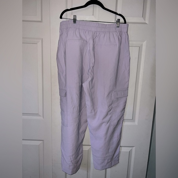 A New Day lavender cargo capri pants, XXL, elastic waist, purple - Picture 2 of 3